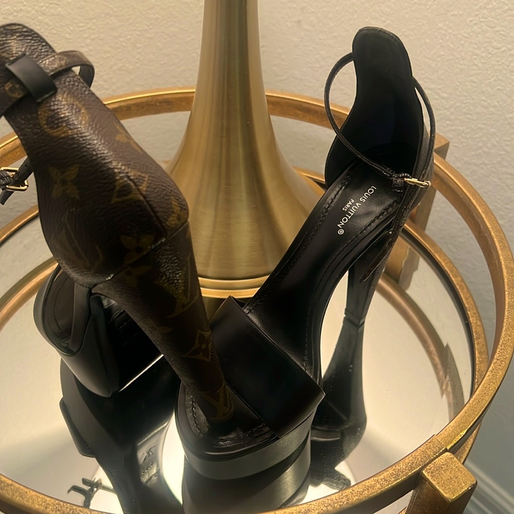 Louis Vuitton, beautiful comfortable heels.
